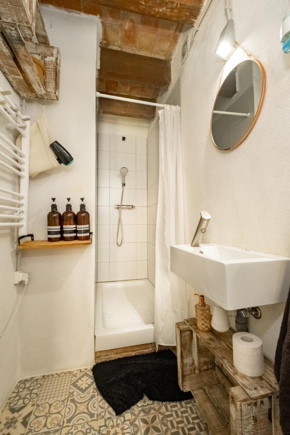 Apartamento en el corazón de Tarragona. Planta baja con patio. Exterior foto