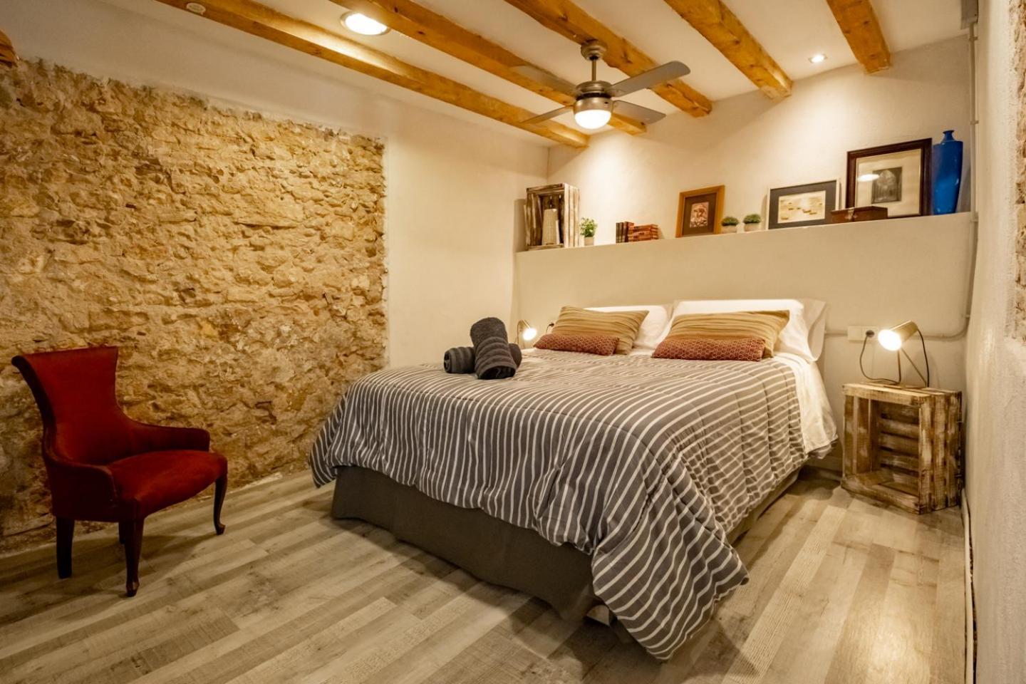 Apartamento en el corazón de Tarragona. Planta baja con patio. Exterior foto