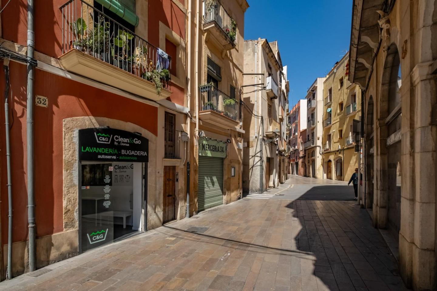 Apartamento en el corazón de Tarragona. Planta baja con patio. Exterior foto
